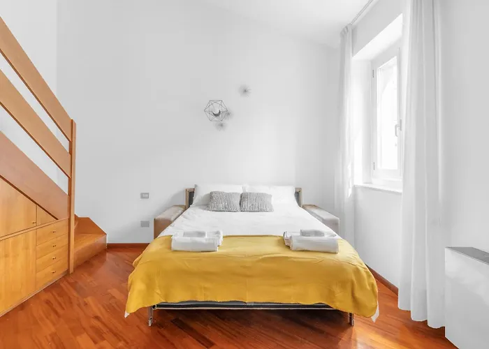 Central Luxurious Apartment Duomo A/C-Wi-Fi Free
